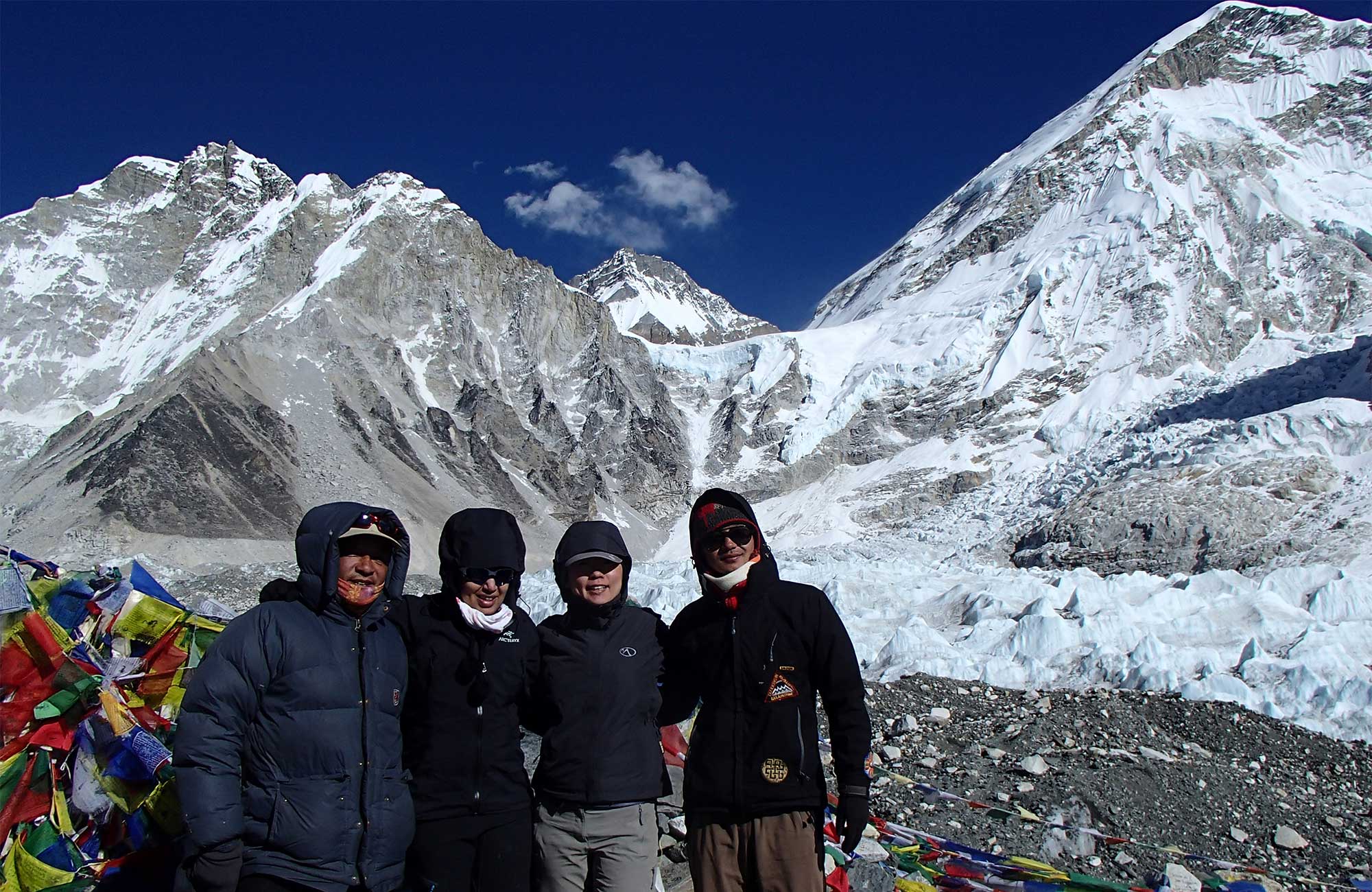 WHY YOU SHOULD TREK TO EVEREST BASE CAMP - One World Trekking