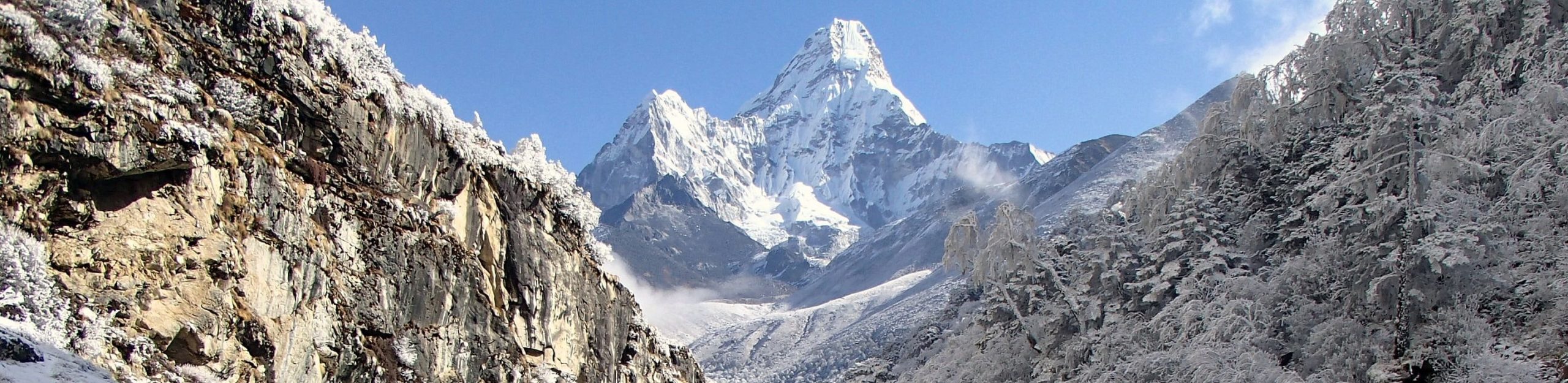AMA DABLAM BASE CAMP LODGE TREK - NEPAL
